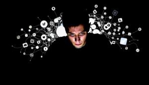 The Impact of Social Media on Mental Health: Navigating the Digital Age